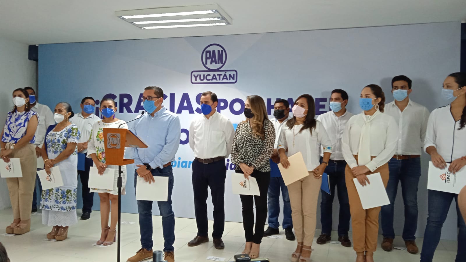 Víctor Hugo Lozano, presidente de la bancada panista en el Congreso de Yucatán